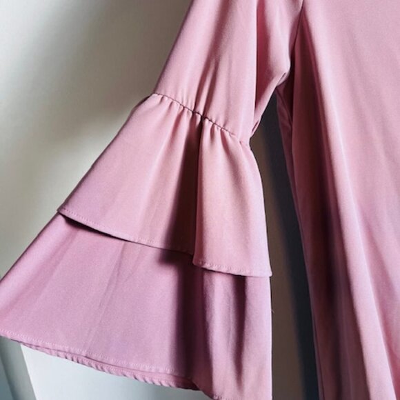 Alter’d State shabby chic bell sleeve dress size small - Picture 4 of 9